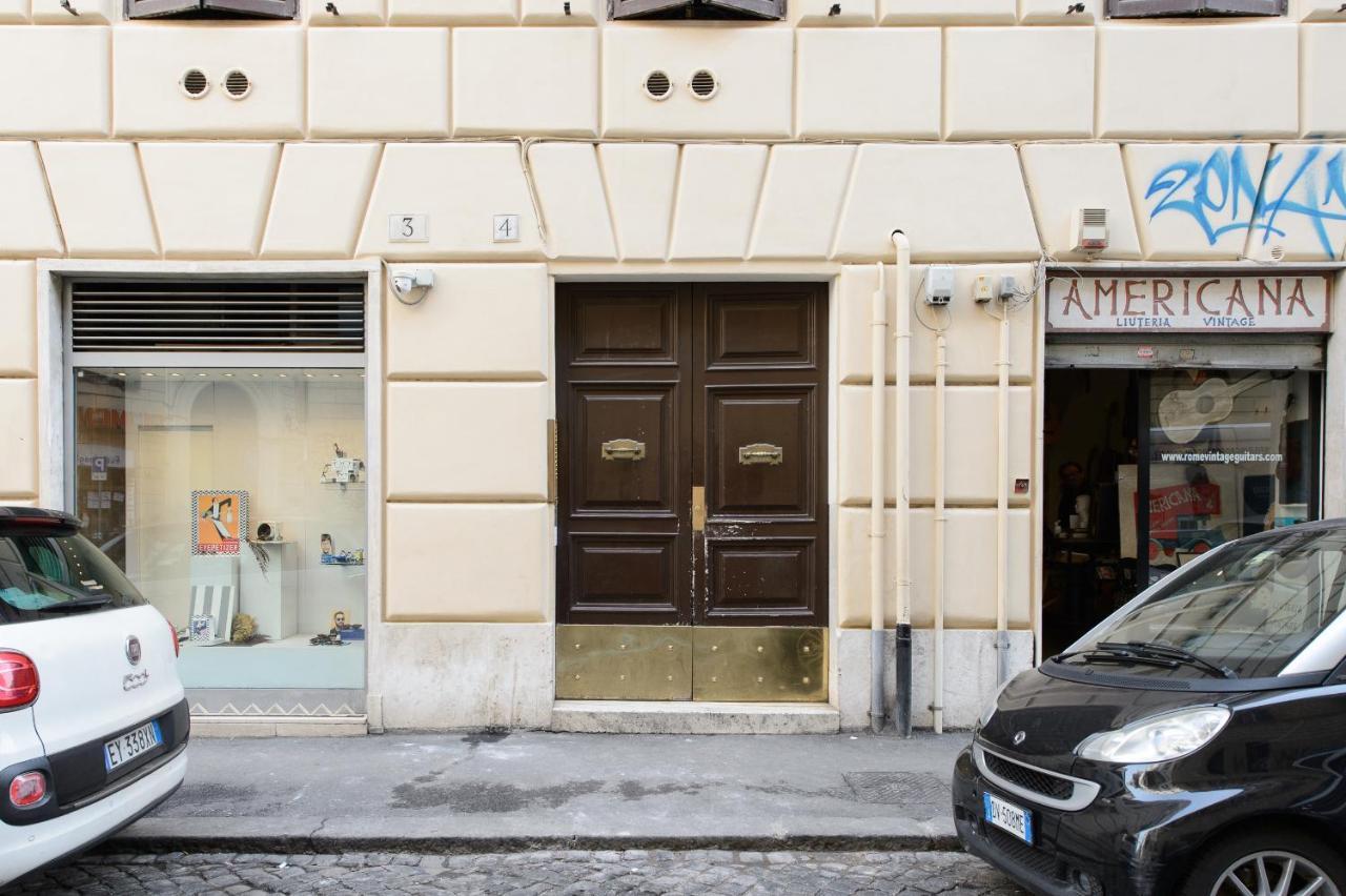 O Magenta Baylon * Rome